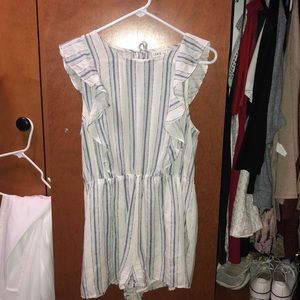 Very cute boutique romper!